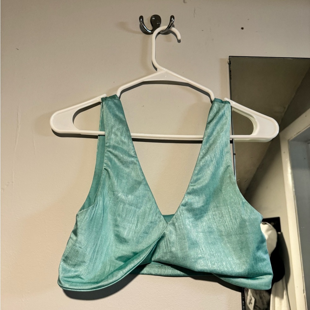 superdown crop top